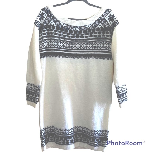 ASOS DESIGN Fair Isle Holiday Knit Sweater Dress Off-Shoulder Shape Cream &Black - Picture 5 of 7